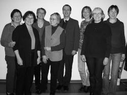 Pfarrer Markus Bolowich verabschiedet und begr��t. Von links nach rechts. Dr. Rosi Wiedenmeier, Dr. Mareike Hoffmann, Heike Manz, Marli Krings, Pfr. Bolowich, Carola Jensen, Siglinde Schilt, Anja Hartmann