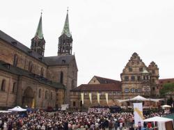 Zelebrant und Prediger des Festgottesdienstes war Erzbischof Dr. Ludwig Schick. Im Zentrum seiner Ansprache stand die Aussage: „Die Achtung vor dem Menschen ist Voraussetzung f�r die Achtung der Sch�pfung.“ Er �bte dabei Kritik an ergebnisarmen G8-Gipfeltreffen und Klimakonferenzen. 