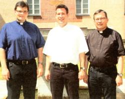 Sie wurden am 26. Juni im Bamberger Dom zu Priestern geweiht (v.l.): Florian Stark, Dieter Hinz und Hans-Michael Dinkel. 