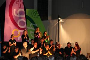Beifall und herzlichen Dank an alle Mitwirkenden