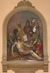 Jesus wird an das Kreuz genagelt
  gestiftet vom Milit�rverein Heroldsbach-Thurn