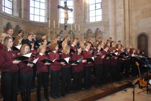 Die Domkantorei bei der Er�ffnung der Adveniat-Aktion 2009 im Bamberger Kaiserdom