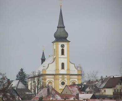 Winter an der Pfarrkirche Mari� Himmelfahrt 