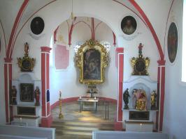 Das Innere der Heilig Grab Kapelle in Neunkirchen