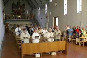Mitfeiernde Lehrersenioren
  in der Klosterkirche Helfta