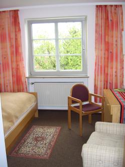 Zimmer im HB mit Na�zelle