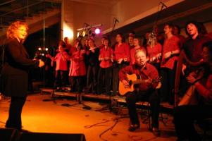 Flames of Gospel - Der Gospelchor der KHG Bamberg bei einem Konzert (Night of Gospel, Bad Orb, Mai 2006)