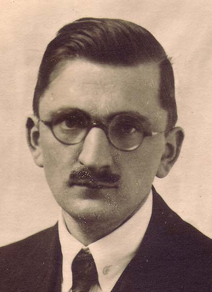 Fritz Michael Gerlich (1921) - 12541931011690985215