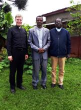 In der Pfarrei von Isidore Ndayirereshe in Butwe, mit Denis