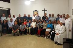 Abendliche Zusammenkunft mit Schönstättern am Heiligtum in Guyaquil