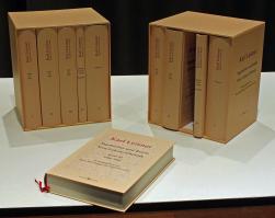 Karl Leisner. Tagebücher und Briefe. Eine Lebenschronik, herausgegeben von Hans-Karl Seeger und Gabriele Latzel. Verlag Butzon und Bercker, ISBN 978-3-7666-1881-8