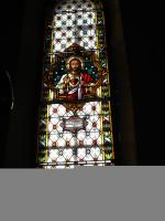 Buntglasfenster mit tiefreligi�sem Motiv
  das Herz Jesu