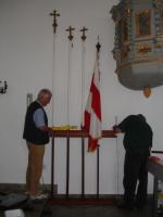 Montage des Fahnenst�nders